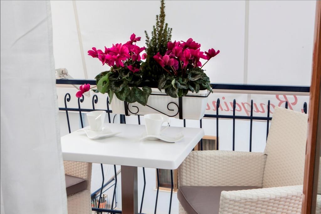 Bougainvillea Relais Sorrento Rum bild