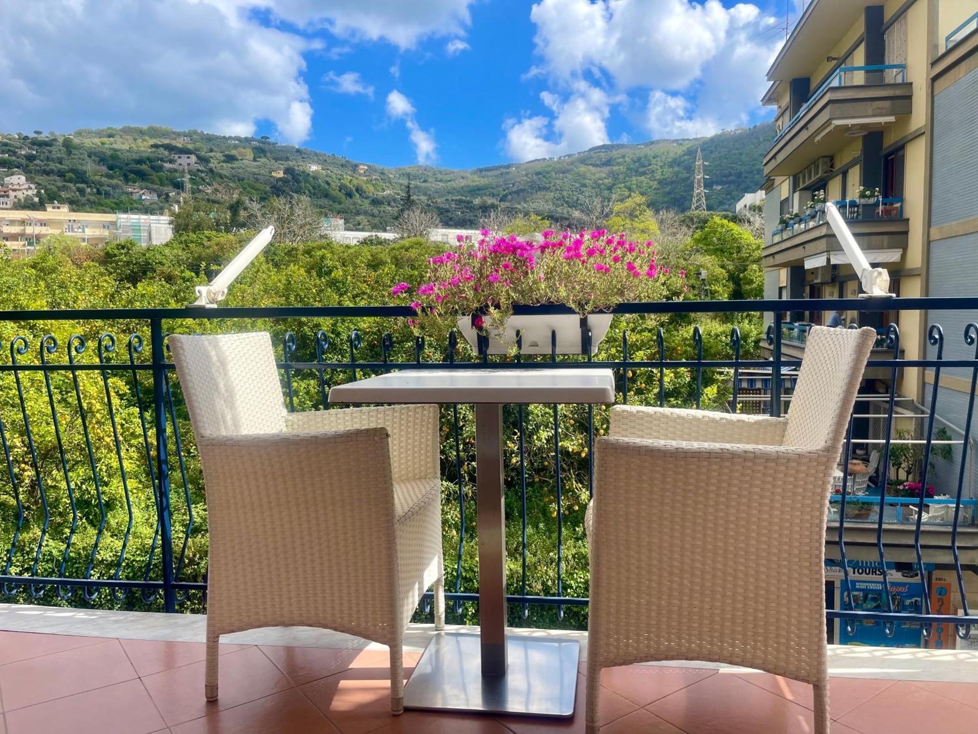 Bougainvillea Relais Sorrento Exteriör bild